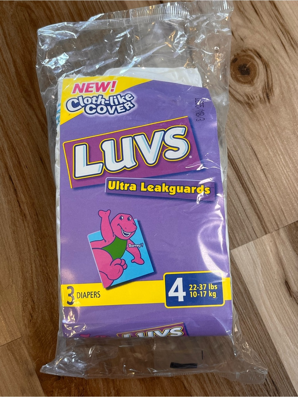 NOS Sealed Vintage Barney Diapers Luvs Size 4 3 Pack Unopened 2001 New (1793)